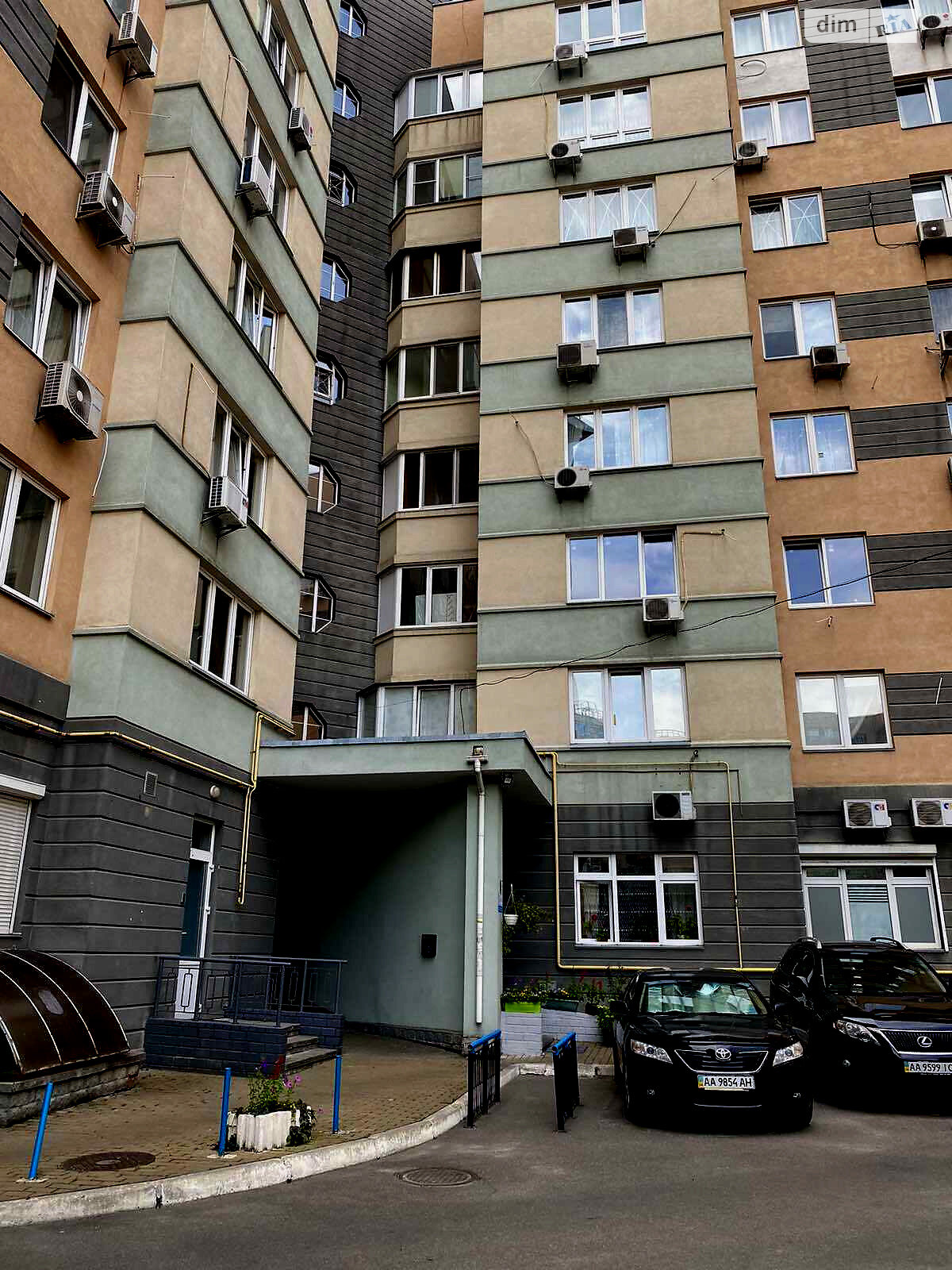 Продажа двухкомнатной квартиры в Киеве, на ул. Раисы Окипной 8, район Левобережный Масив фото 1
