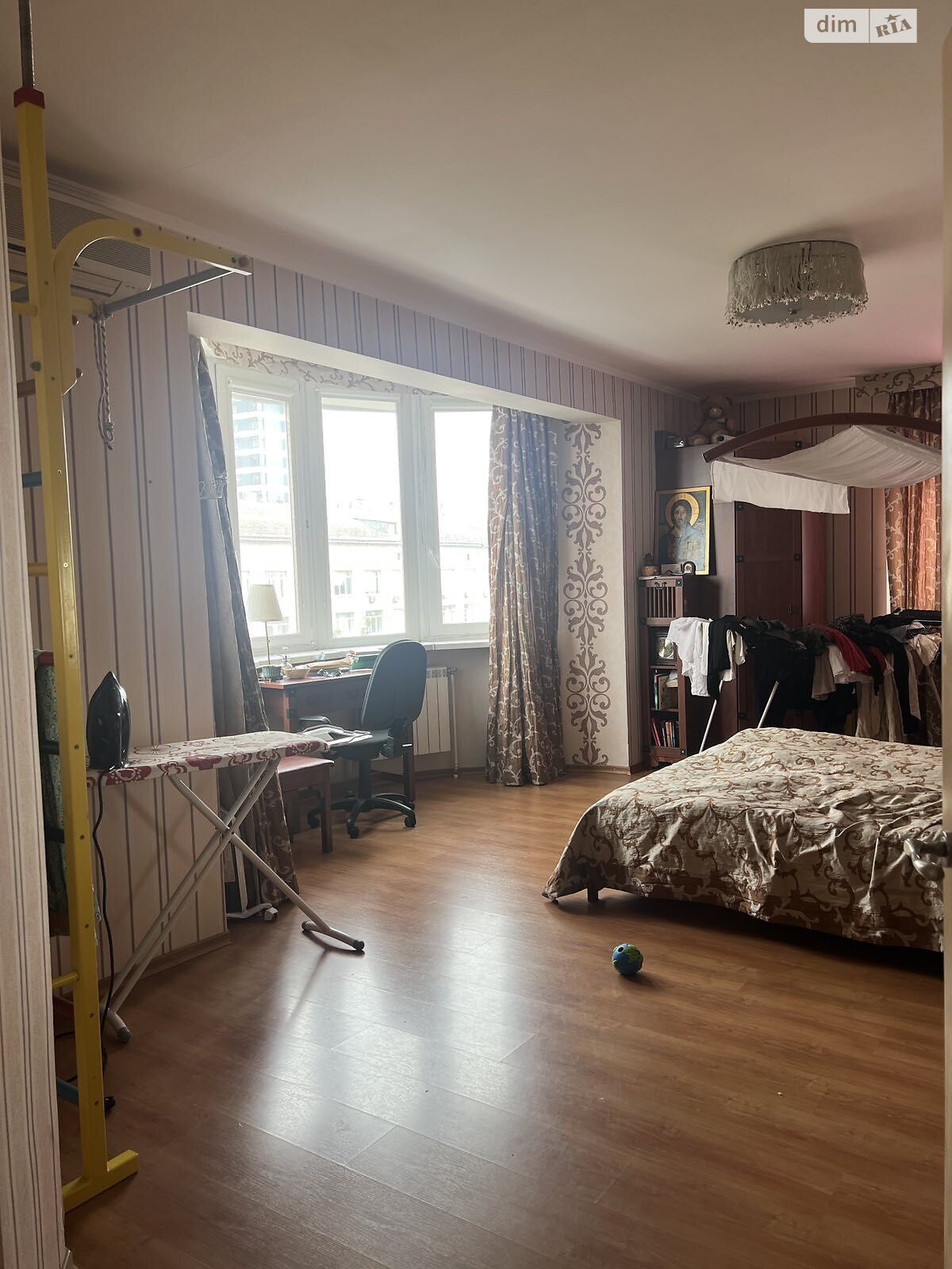 Продажа трехкомнатной квартиры в Киеве, на ул. Евгения Сверстюка 52В, район Левобережный Масив фото 1 Продажа трехкомнатной квартиры в Киеве, на ул. Евгения Сверстюка 52В, район Левобережный Масив фото 1
