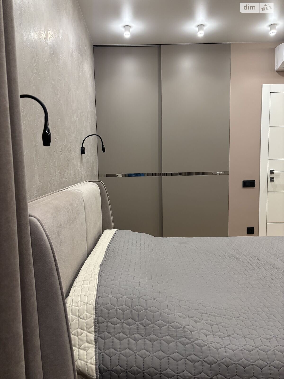 Продажа двухкомнатной квартиры в Киеве, на ул. Евгения Сверстюка 6Г, район Левобережный Масив фото 1 Продажа двухкомнатной квартиры в Киеве, на ул. Евгения Сверстюка 6Г, район Левобережный Масив фото 1