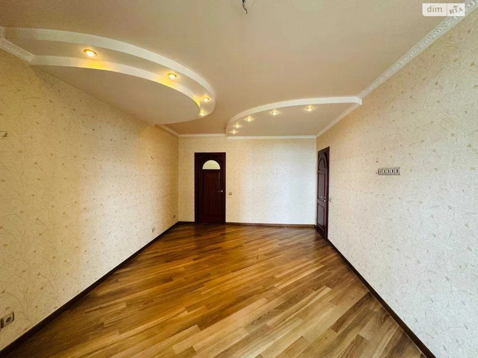 Продаж чотирикімнатної квартири в Києві, на вул. Митрополита Андрія Шептицького 10, район Лівобережний Масив фото 1 Продаж чотирикімнатної квартири в Києві, на вул. Митрополита Андрія Шептицького 10, район Лівобережний Масив фото 1