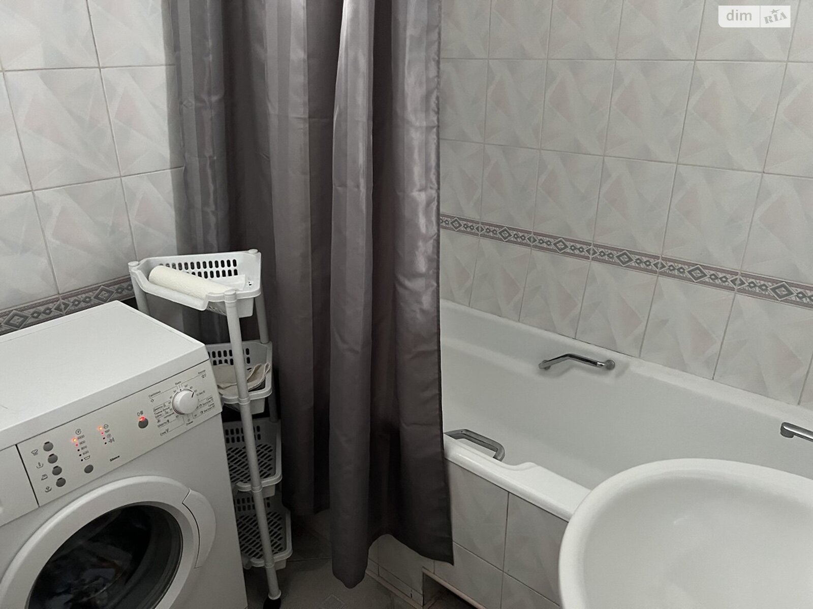 Продажа трехкомнатной квартиры в Киеве, на ул. Митрополита Андрея Шептицкого 3Б, район Левобережный Масив фото 1 Продажа трехкомнатной квартиры в Киеве, на ул. Митрополита Андрея Шептицкого 3Б, район Левобережный Масив фото 1