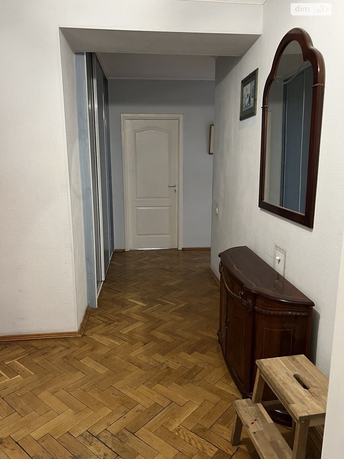 Продажа трехкомнатной квартиры в Киеве, на ул. Митрополита Андрея Шептицкого 3Б, район Левобережный Масив фото 1 Продажа трехкомнатной квартиры в Киеве, на ул. Митрополита Андрея Шептицкого 3Б, район Левобережный Масив фото 1