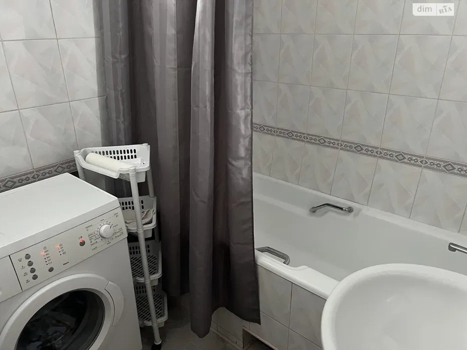 Продаж трикімнатної квартири в Києві, на вул. Митрополита Андрія Шептицького 3Б, район Лівобережний Масив фото 1 Продаж трикімнатної квартири в Києві, на вул. Митрополита Андрія Шептицького 3Б, район Лівобережний Масив фото 1