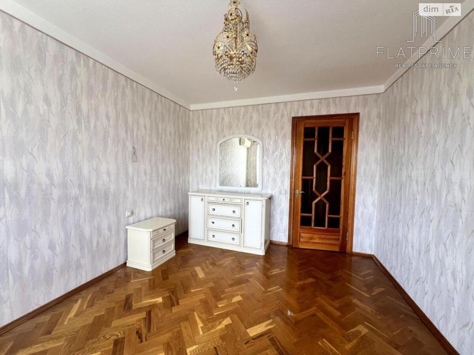 Продаж трикімнатної квартири в Києві, на вул. Митрополита Андрія Шептицького 3А, район Лівобережний Масив фото 1