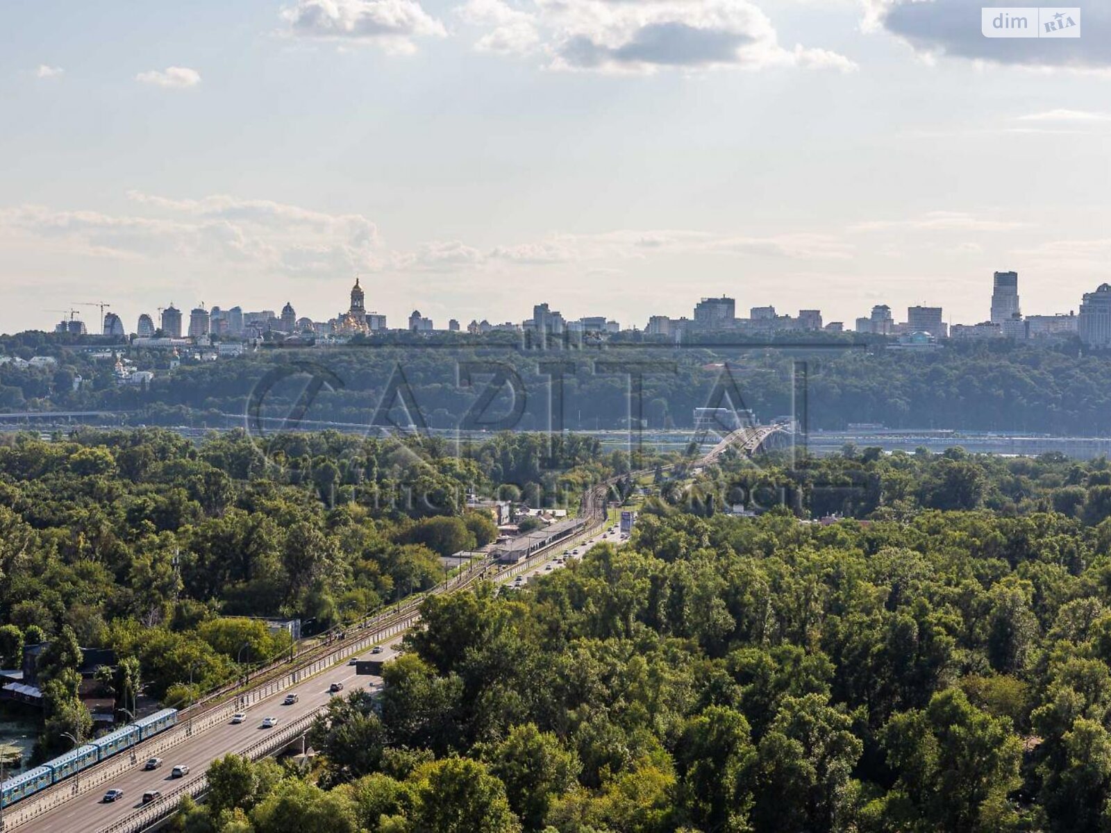 Продажа трехкомнатной квартиры в Киеве, на ул. Никольско-Слободская 3А, район Левобережный Масив фото 1