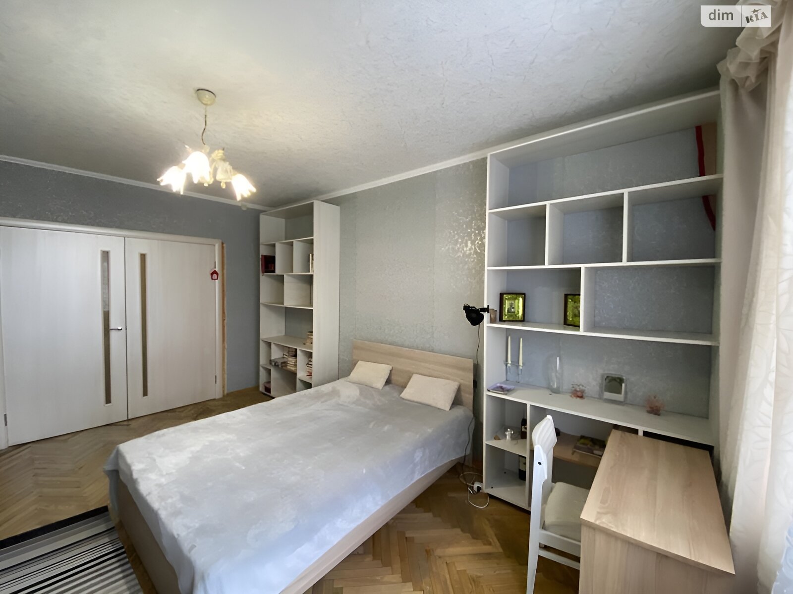 Продаж трикімнатної квартири в Києві, на вул. Микільсько-Слобідська 4А, район Лівобережний Масив фото 1 Продаж трикімнатної квартири в Києві, на вул. Микільсько-Слобідська 4А, район Лівобережний Масив фото 1