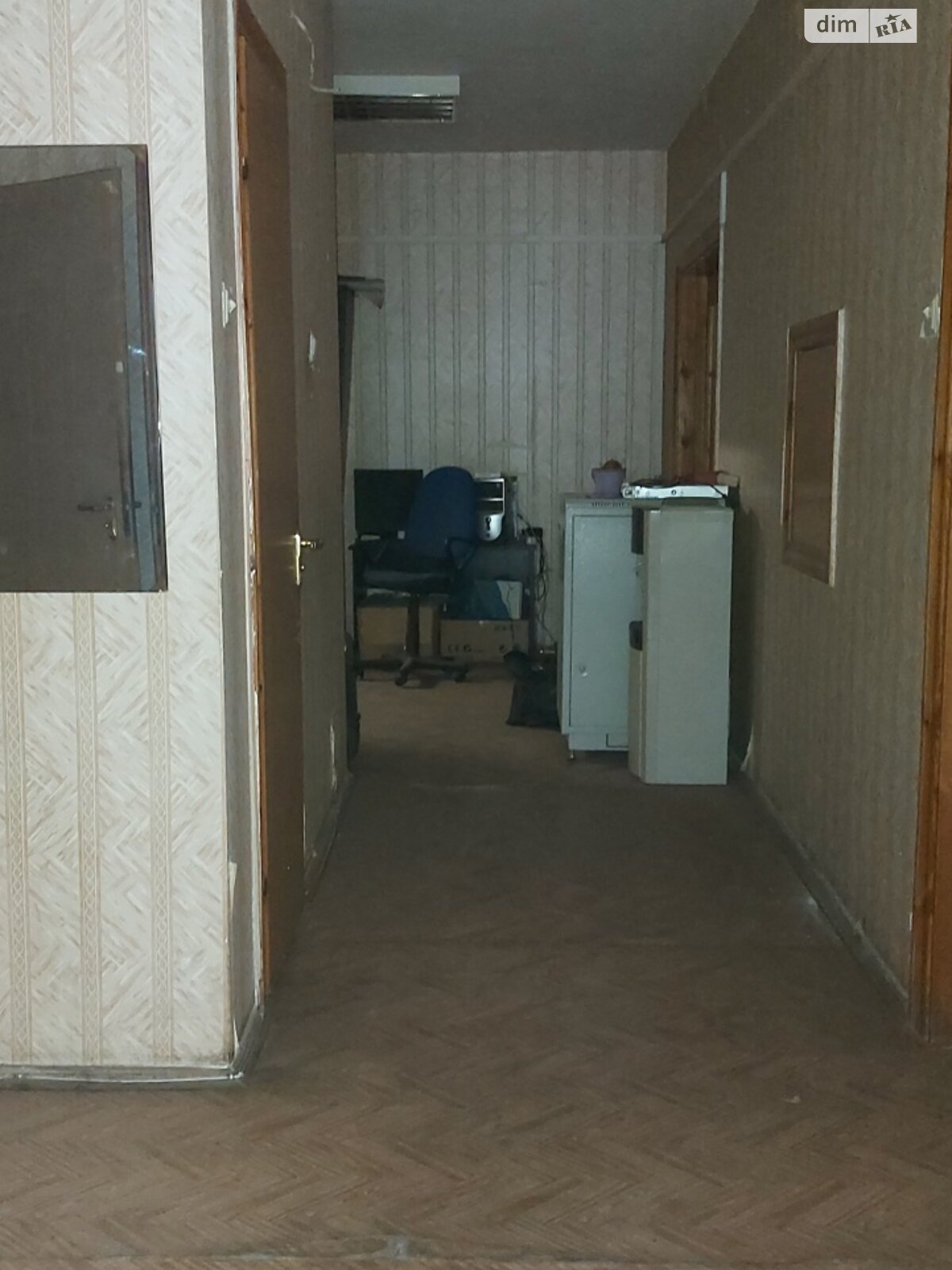 Продажа четырехкомнатной квартиры в Киеве, на ул. Никольско-Слободская 6, район Левобережный Масив фото 1 Продажа четырехкомнатной квартиры в Киеве, на ул. Никольско-Слободская 6, район Левобережный Масив фото 1