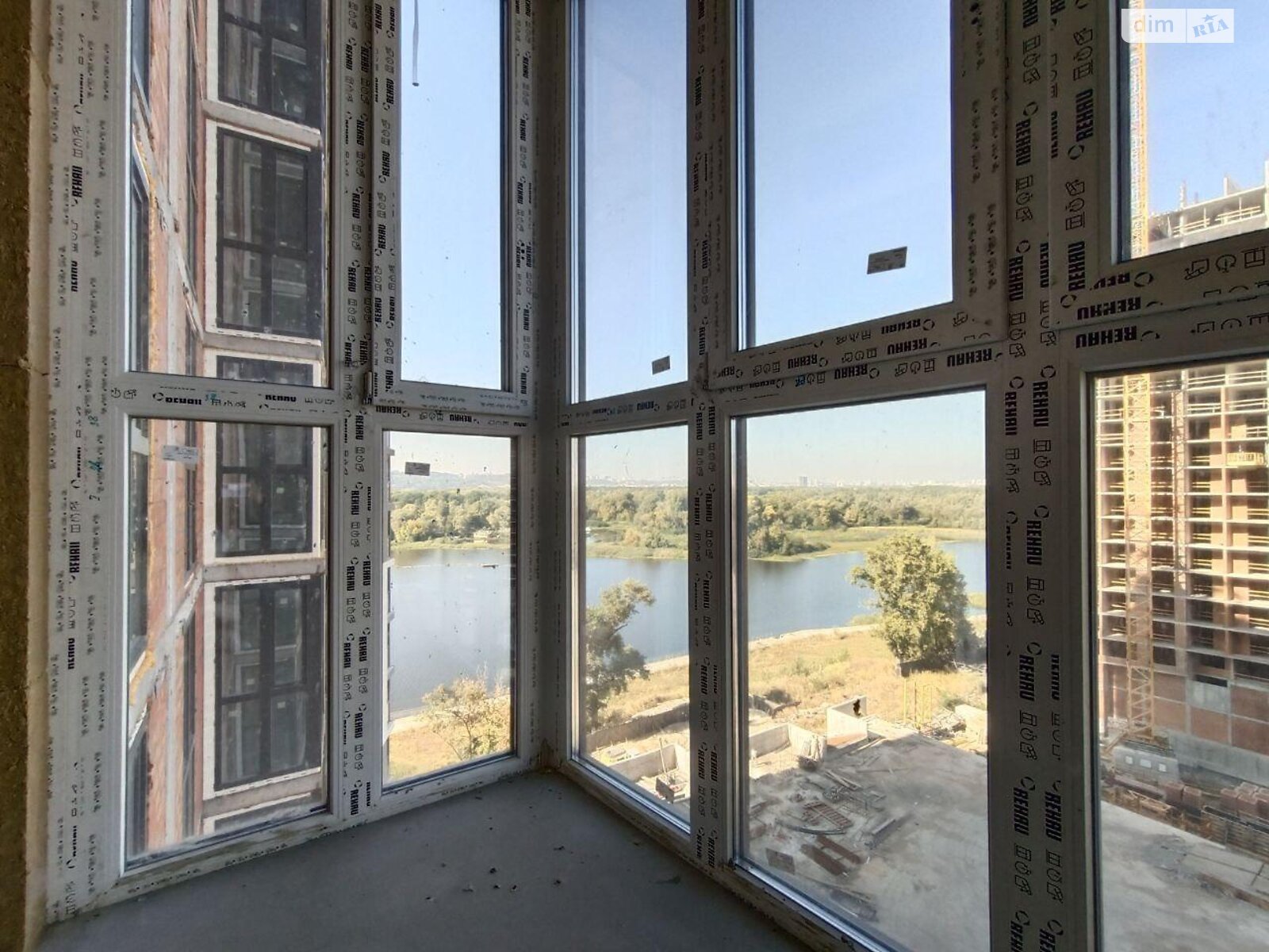 Продаж двокімнатної квартири в Києві, на вул. Микільсько-Слобідська 28, район Лівобережний Масив фото 1 Продаж двокімнатної квартири в Києві, на вул. Микільсько-Слобідська 28, район Лівобережний Масив фото 1