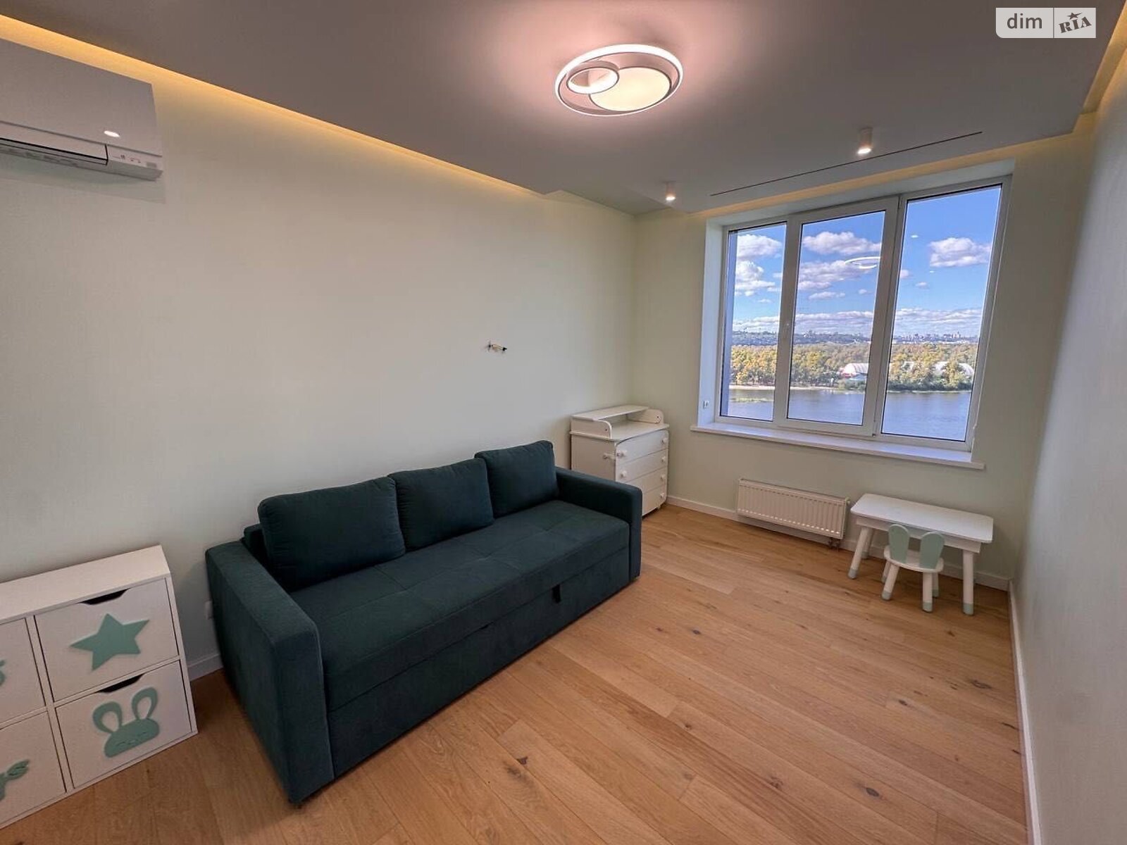 Продажа трехкомнатной квартиры в Киеве, на ул. Никольско-Слободская 3Б, район Левобережный Масив фото 1