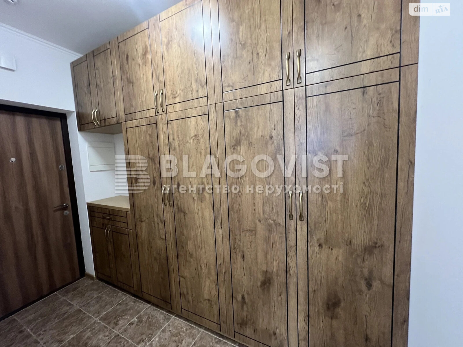 Продаж однокімнатної квартири в Києві, на вул. Ованеса Туманяна 1А, район Лівобережний Масив фото 1 Продаж однокімнатної квартири в Києві, на вул. Ованеса Туманяна 1А, район Лівобережний Масив фото 1