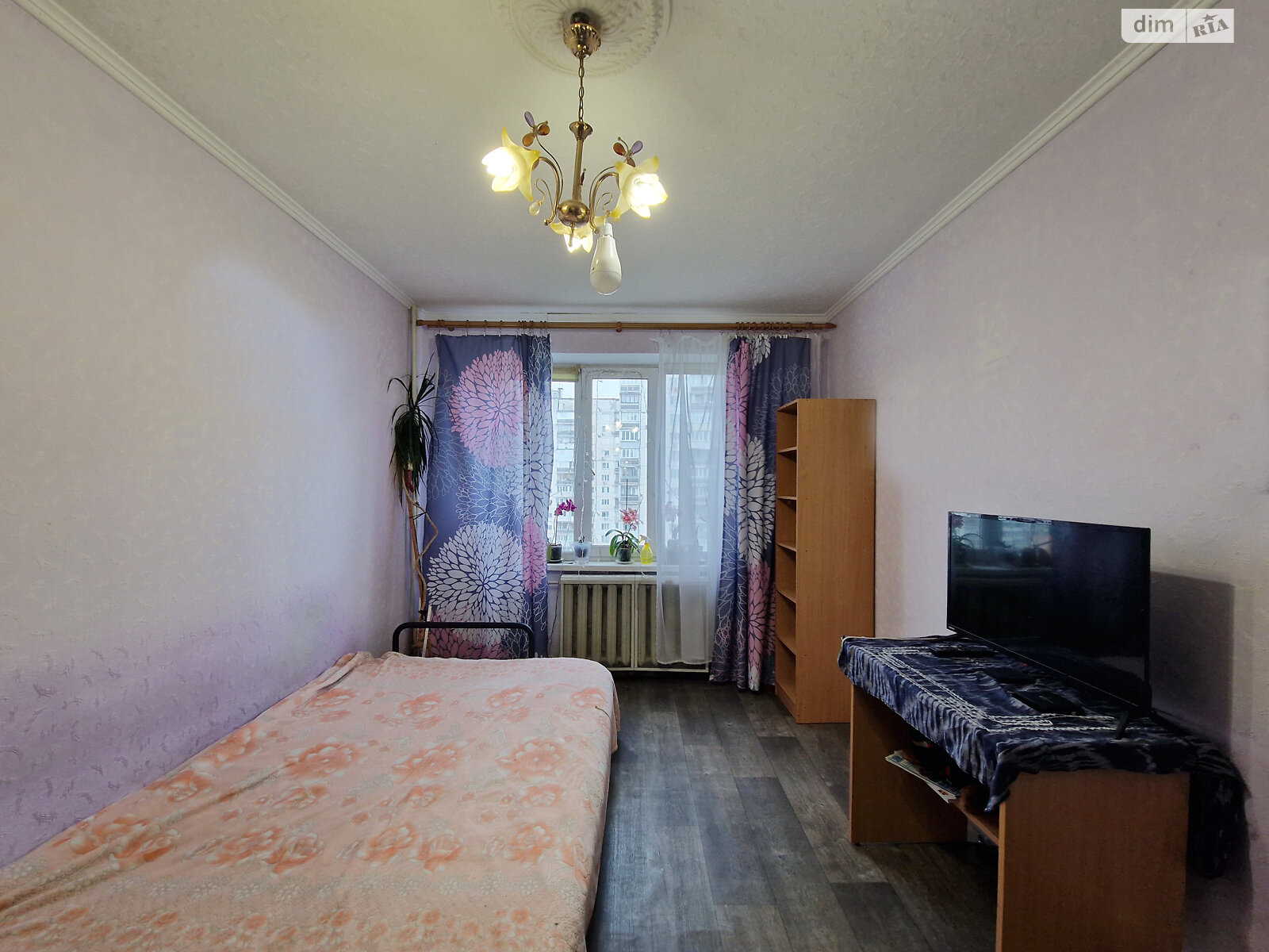 Продажа трехкомнатной квартиры в Киеве, на ул. Пантелеймона Кулиша 15, район Левобережный Масив фото 1 Продажа трехкомнатной квартиры в Киеве, на ул. Пантелеймона Кулиша 15, район Левобережный Масив фото 1