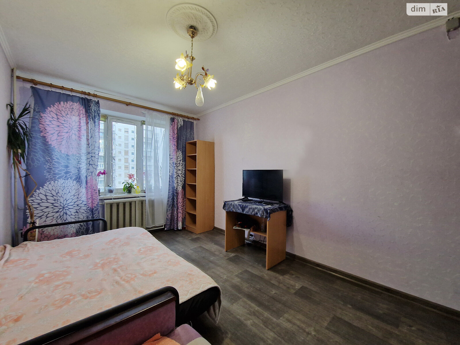 Продажа трехкомнатной квартиры в Киеве, на ул. Пантелеймона Кулиша 15, район Левобережный Масив фото 1 Продажа трехкомнатной квартиры в Киеве, на ул. Пантелеймона Кулиша 15, район Левобережный Масив фото 1