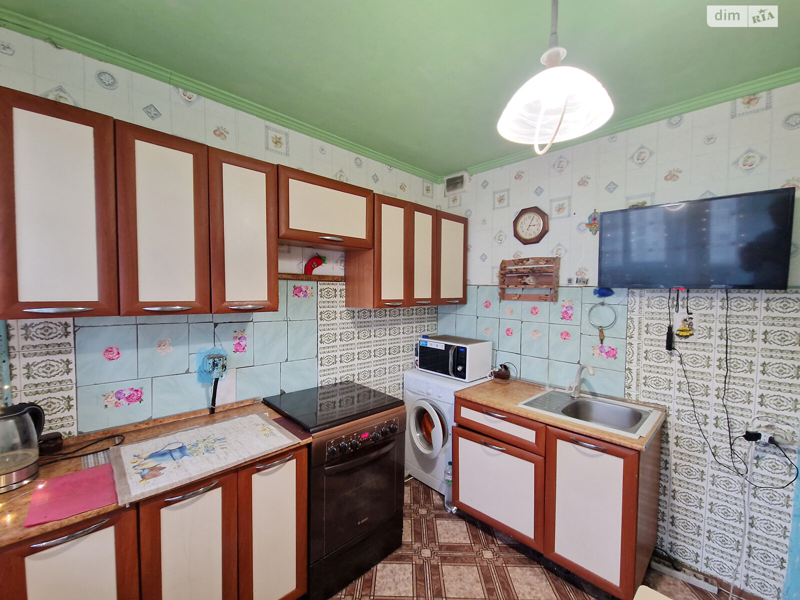 Продажа трехкомнатной квартиры в Киеве, на ул. Пантелеймона Кулиша 15, район Левобережный Масив фото 1 Продажа трехкомнатной квартиры в Киеве, на ул. Пантелеймона Кулиша 15, район Левобережный Масив фото 1