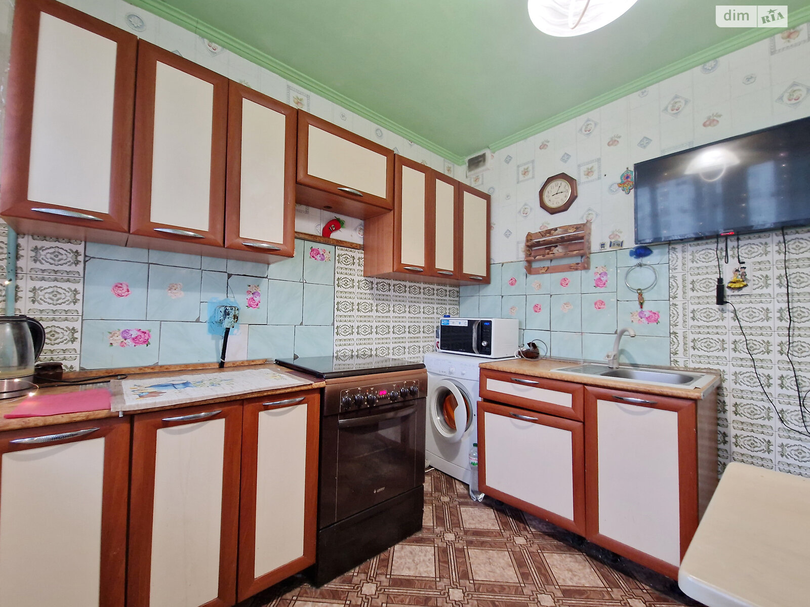 Продажа трехкомнатной квартиры в Киеве, на ул. Пантелеймона Кулиша 15, район Левобережный Масив фото 1 Продажа трехкомнатной квартиры в Киеве, на ул. Пантелеймона Кулиша 15, район Левобережный Масив фото 1