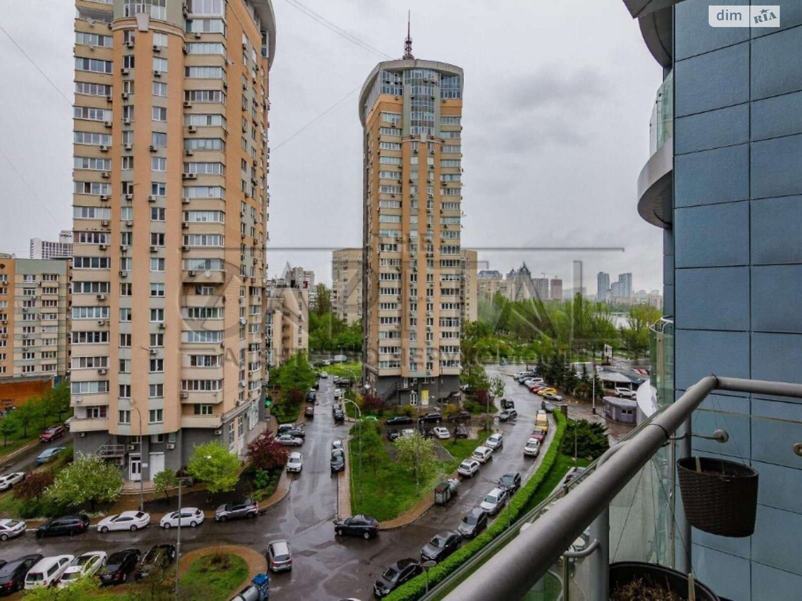 Продаж двокімнатної квартири в Києві, на вул. Раїси Окіпної 18, район Лівобережний Масив фото 1 Продаж двокімнатної квартири в Києві, на вул. Раїси Окіпної 18, район Лівобережний Масив фото 1