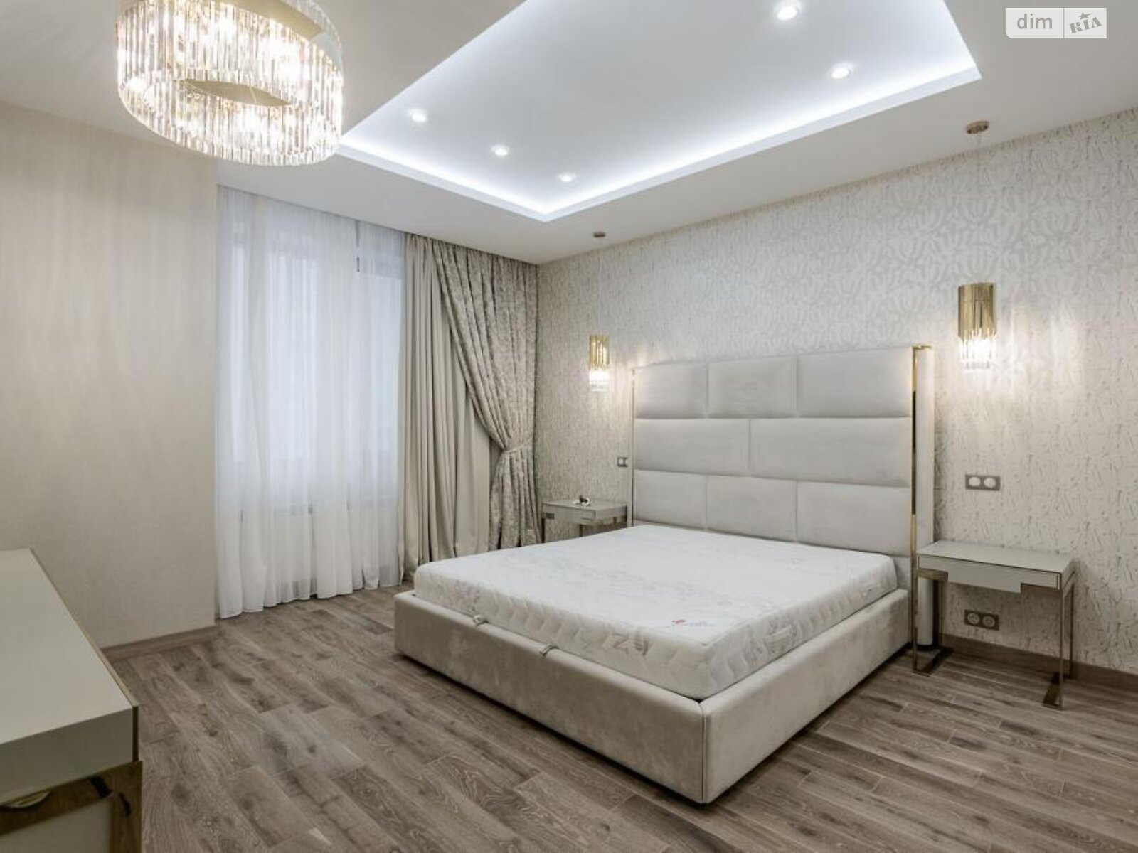 Продаж трикімнатної квартири в Києві, на вул. Раїси Окіпної 18, район Лівобережний Масив фото 1 Продаж трикімнатної квартири в Києві, на вул. Раїси Окіпної 18, район Лівобережний Масив фото 1