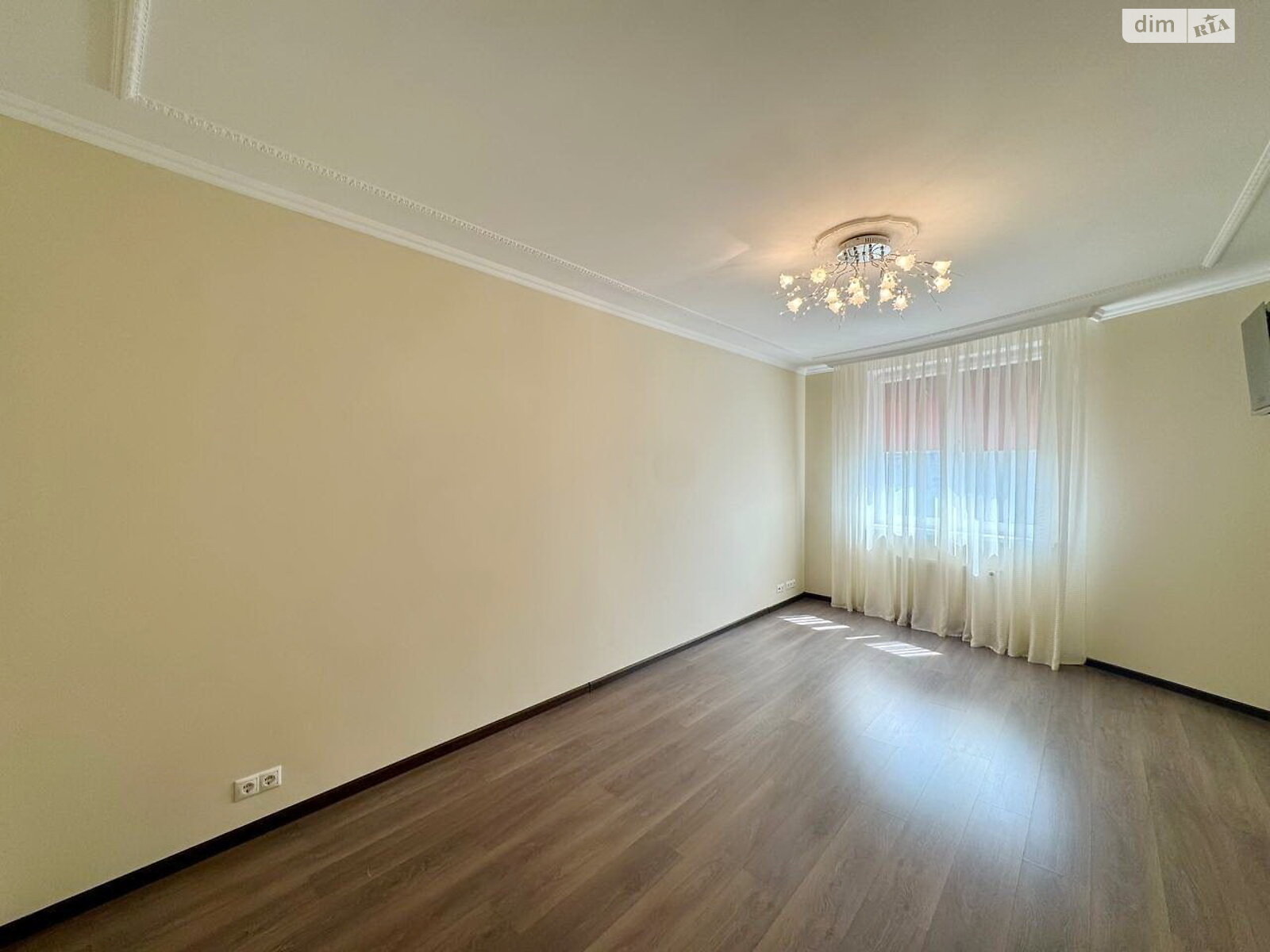 Продажа четырехкомнатной квартиры в Киеве, на ул. Раисы Окипной 10, кв. 38, район Левобережный Масив фото 1 Продажа четырехкомнатной квартиры в Киеве, на ул. Раисы Окипной 10, кв. 38, район Левобережный Масив фото 1