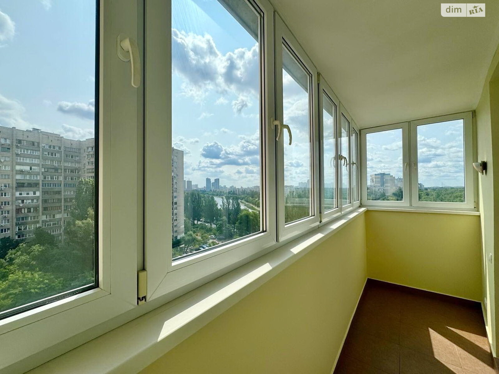Продажа четырехкомнатной квартиры в Киеве, на ул. Раисы Окипной 10, кв. 38, район Левобережный Масив фото 1 Продажа четырехкомнатной квартиры в Киеве, на ул. Раисы Окипной 10, кв. 38, район Левобережный Масив фото 1