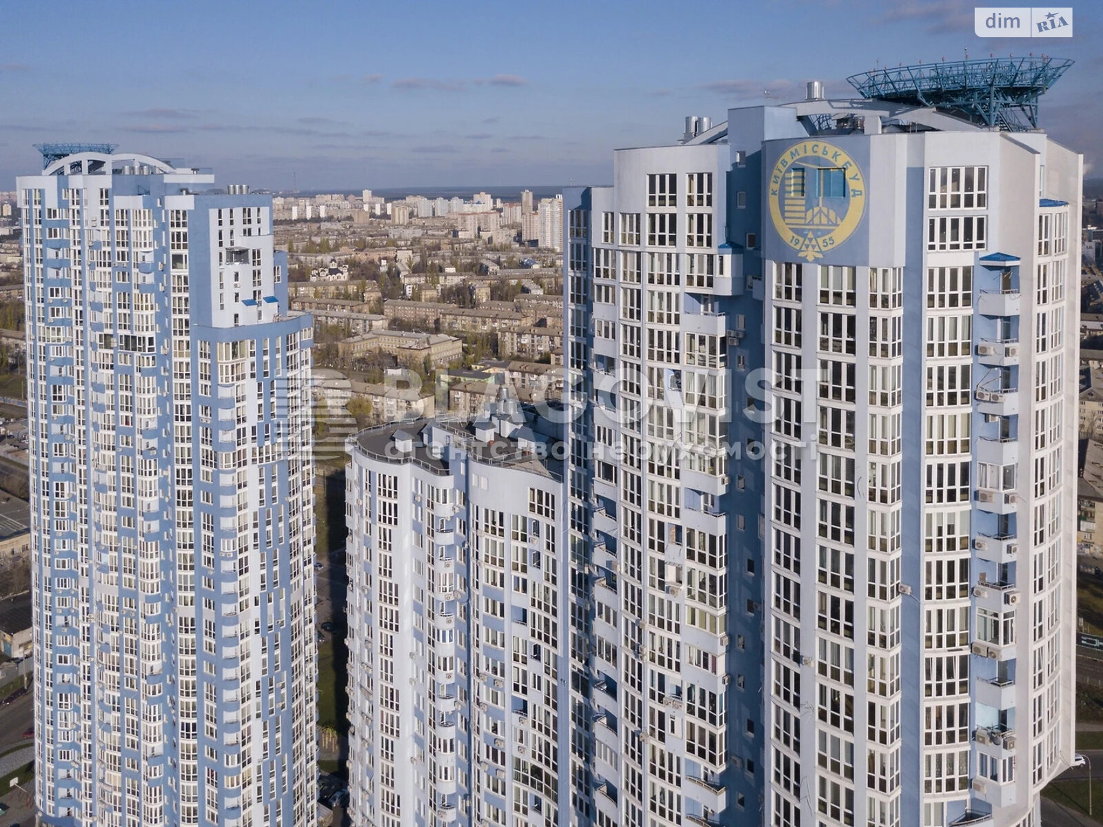 Продаж трикімнатної квартири в Києві, на просп. Соборності 30, район Лівобережний Масив фото 1 Продаж трикімнатної квартири в Києві, на просп. Соборності 30, район Лівобережний Масив фото 1