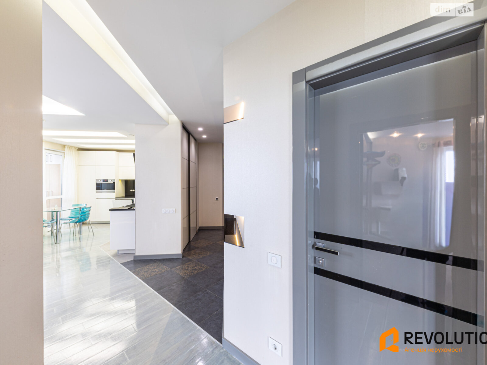 Продажа трехкомнатной квартиры в Киеве, на просп. Воскресенский 10А, район Левобережный Масив фото 1