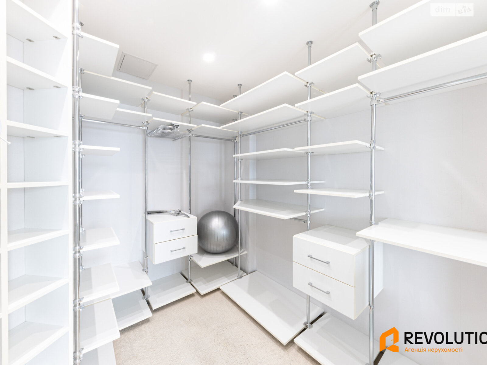 Продажа трехкомнатной квартиры в Киеве, на просп. Воскресенский 10А, район Левобережный Масив фото 1