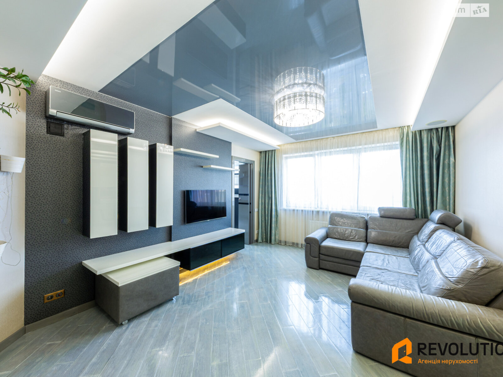 Продажа трехкомнатной квартиры в Киеве, на просп. Воскресенский 10А, район Левобережный Масив фото 1