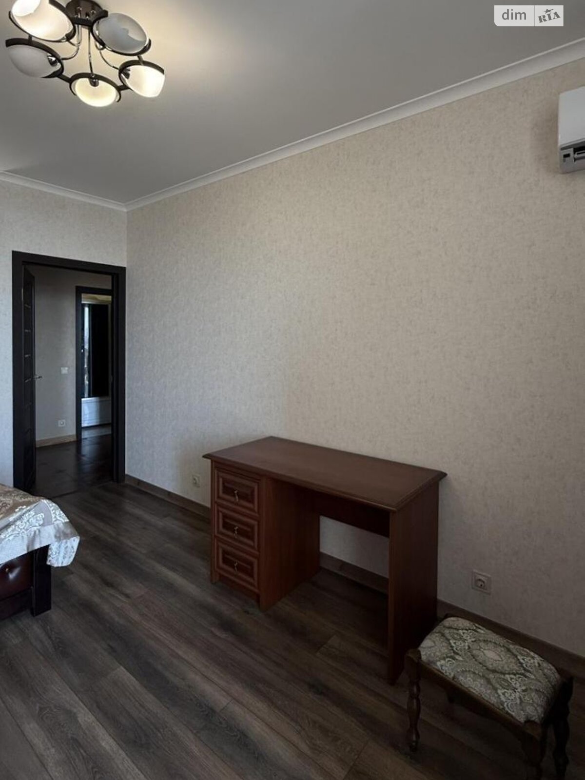 Продажа двухкомнатной квартиры в Киеве, на просп. Соборности 30, район Левобережный Масив фото 1 Продажа двухкомнатной квартиры в Киеве, на просп. Соборности 30, район Левобережный Масив фото 1