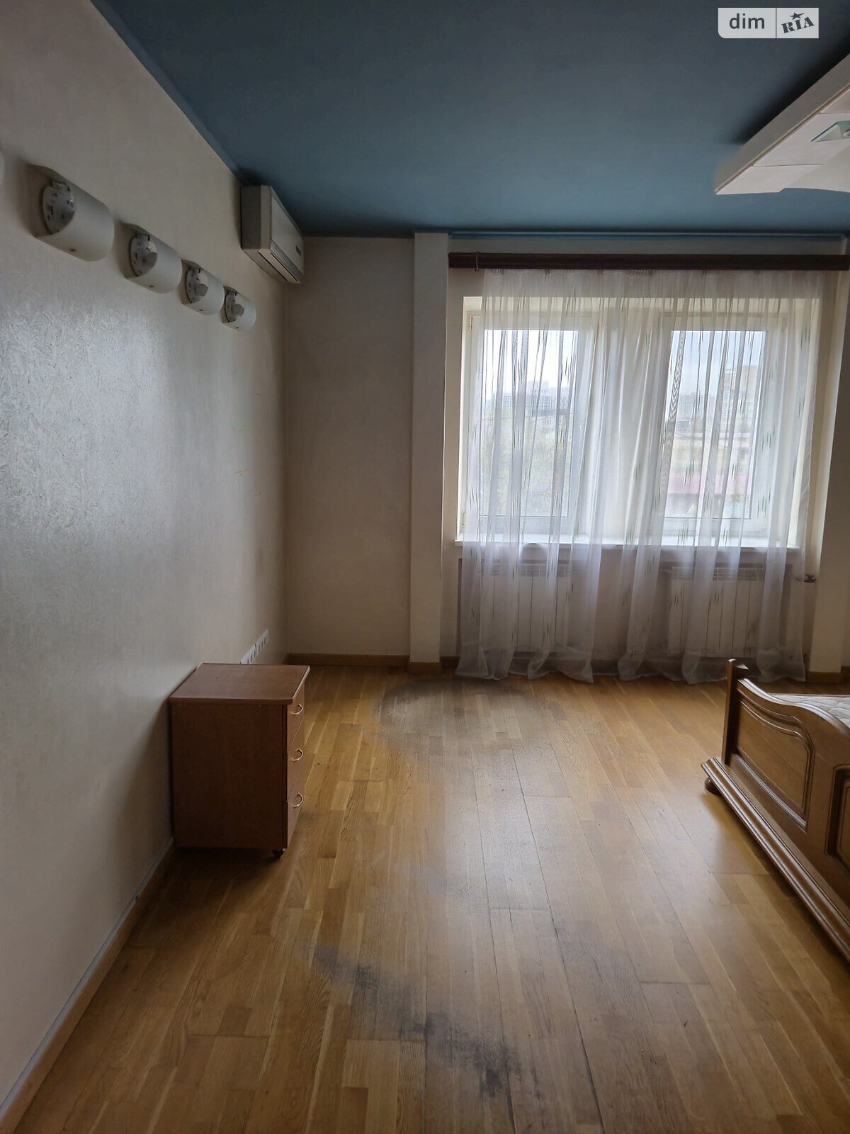 Продаж трикімнатної квартири в Києві, на вул. Всеволода Нестайко 8, район Лівобережний Масив фото 1 Продаж трикімнатної квартири в Києві, на вул. Всеволода Нестайко 8, район Лівобережний Масив фото 1
