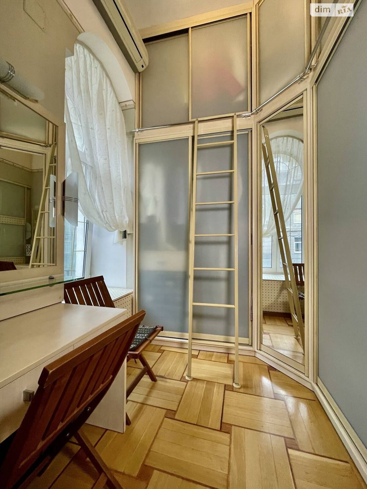 Продажа двухкомнатной квартиры в Киеве, на ул. Архитектора Городецкого 10, район Липки фото 1