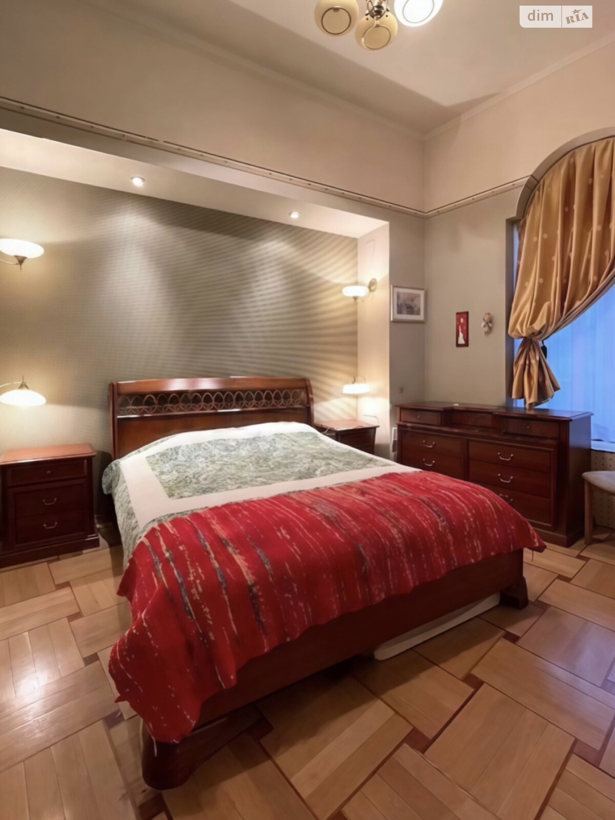 Продаж двокімнатної квартири в Києві, на вул. Архітектора Городецького 10, район Липки фото 1 Продаж двокімнатної квартири в Києві, на вул. Архітектора Городецького 10, район Липки фото 1