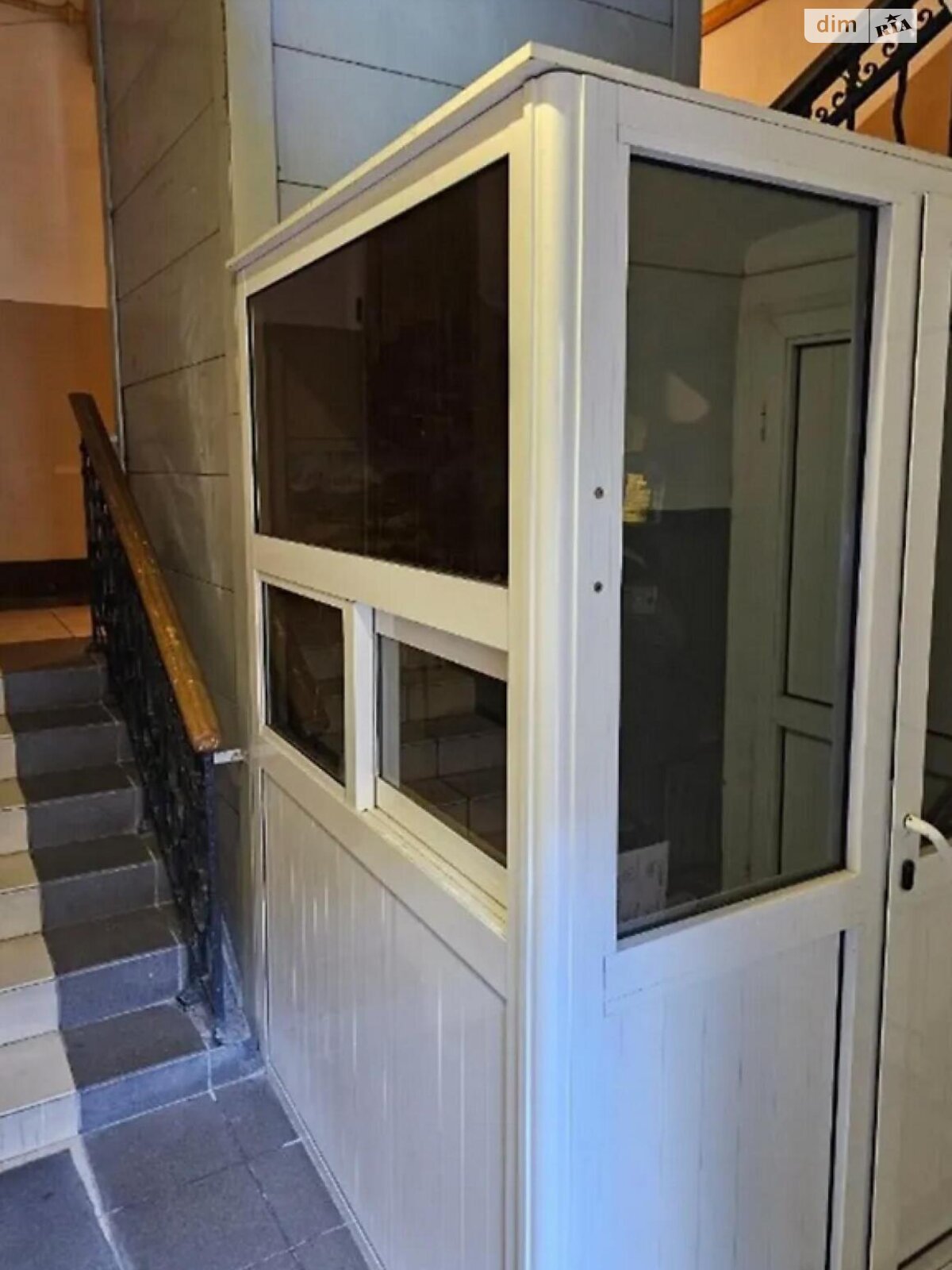 Продаж двокімнатної квартири в Києві, на вул. Банкова 1/10, район Липки фото 1 Продаж двокімнатної квартири в Києві, на вул. Банкова 1/10, район Липки фото 1