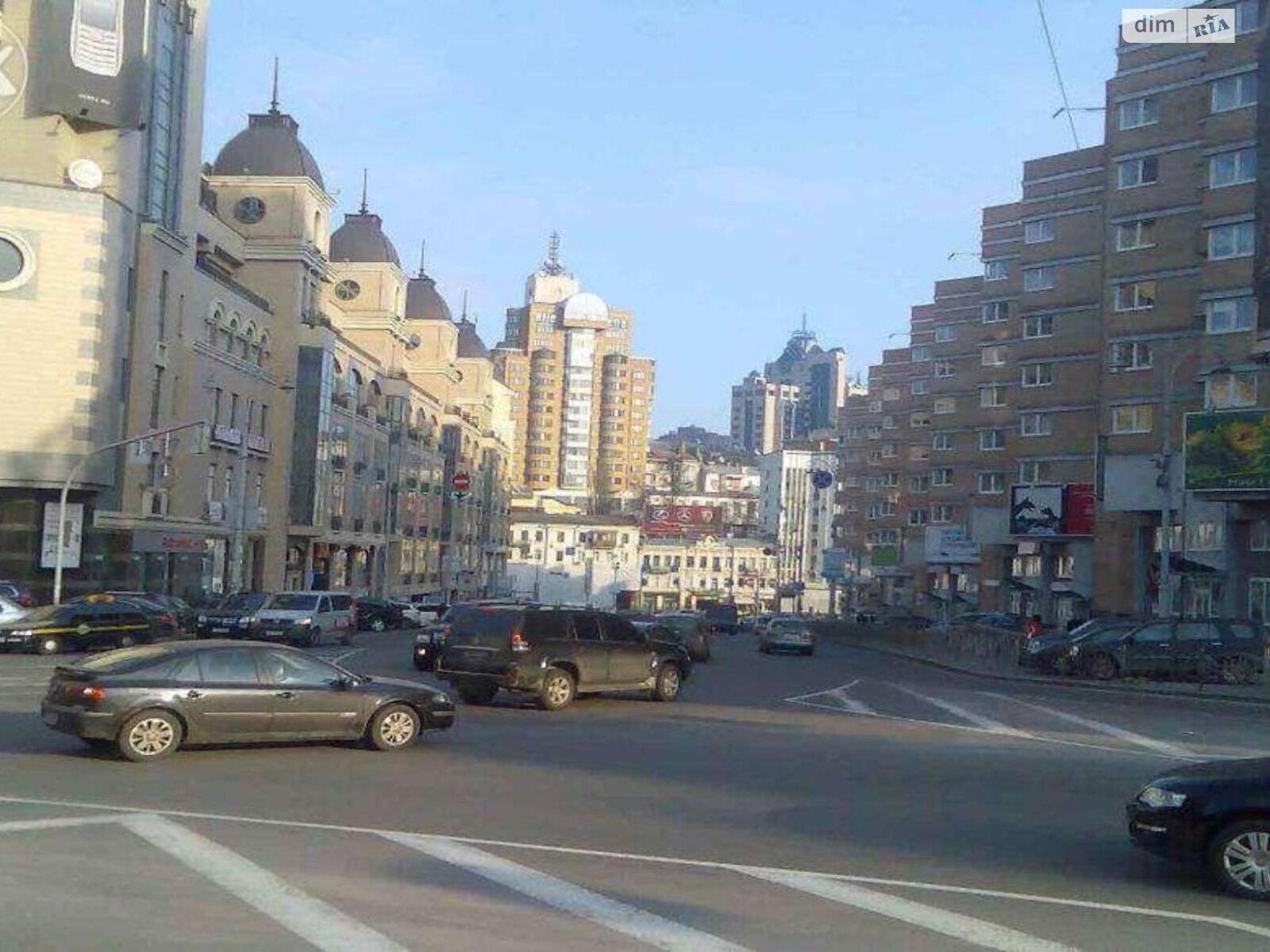 Продажа однокомнатной квартиры в Киеве, на ул. Бассейная 7, район Липки фото 1 Продажа однокомнатной квартиры в Киеве, на ул. Бассейная 7, район Липки фото 1
