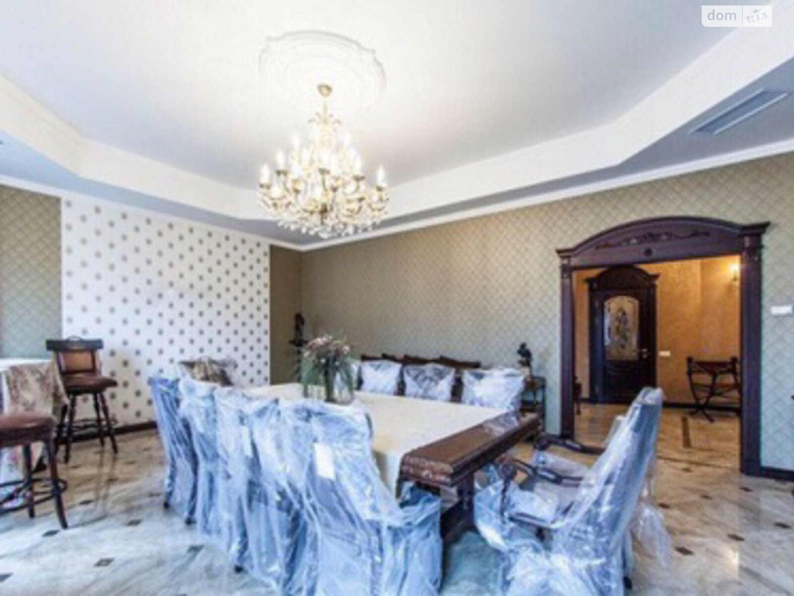 Продаж п`ятикімнатної квартири в Києві, на вул. Хрещатик 27Б, район Липки фото 1 Продаж п`ятикімнатної квартири в Києві, на вул. Хрещатик 27Б, район Липки фото 1