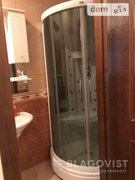 Продажа трехкомнатной квартиры в Киеве, на ул. Институтская 16 район Липки фото 1 Продажа трехкомнатной квартиры в Киеве, на ул. Институтская 16 район Липки фото 1