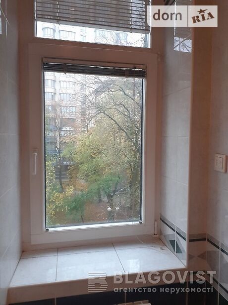 Продажа трехкомнатной квартиры в Киеве, на ул. Институтская 16 район Липки фото 1 Продажа трехкомнатной квартиры в Киеве, на ул. Институтская 16 район Липки фото 1