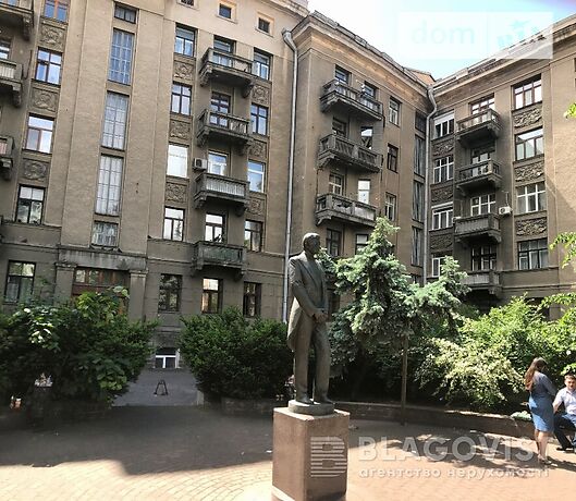 Продажа трехкомнатной квартиры в Киеве, на ул. Институтская 16 район Липки фото 1 Продажа трехкомнатной квартиры в Киеве, на ул. Институтская 16 район Липки фото 1
