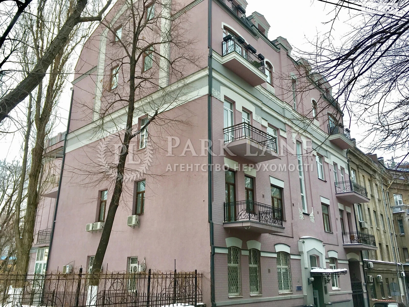 Продажа пятикомнатной квартиры в Киеве, на пер. Ивана Козловского 4, район Липки фото 1