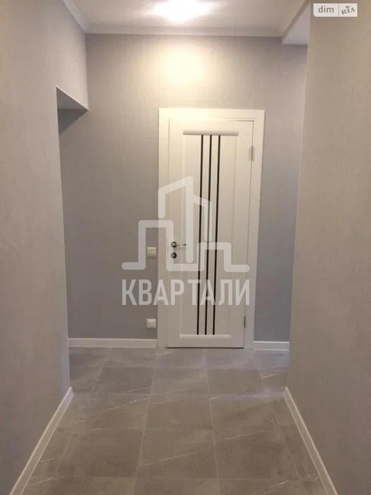 Продаж двокімнатної квартири в Києві, на пров. Кості Гордієнка 10, район Липки фото 1 Продаж двокімнатної квартири в Києві, на пров. Кості Гордієнка 10, район Липки фото 1