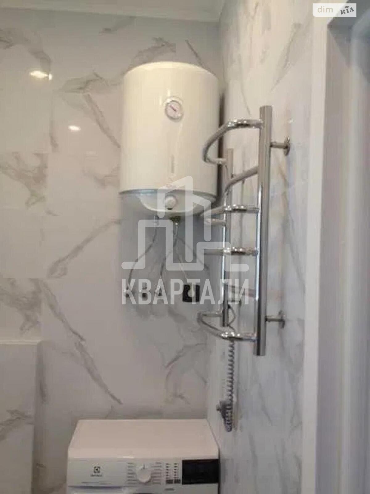 Продаж двокімнатної квартири в Києві, на пров. Кості Гордієнка 10, район Липки фото 1 Продаж двокімнатної квартири в Києві, на пров. Кості Гордієнка 10, район Липки фото 1