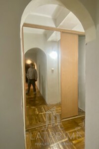 Продажа трехкомнатной квартиры в Киеве, на пер. Кости Гордиенко 8, район Липки фото 2