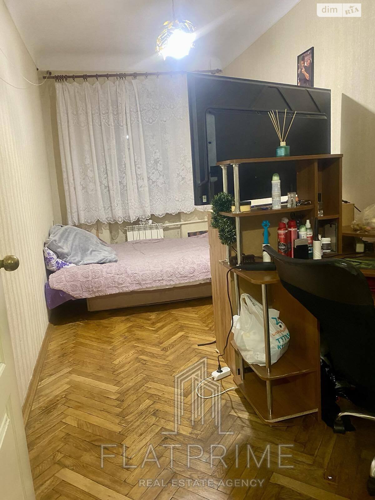 Продажа трехкомнатной квартиры в Киеве, на пер. Кости Гордиенко 8, район Липки фото 1 Продажа трехкомнатной квартиры в Киеве, на пер. Кости Гордиенко 8, район Липки фото 1