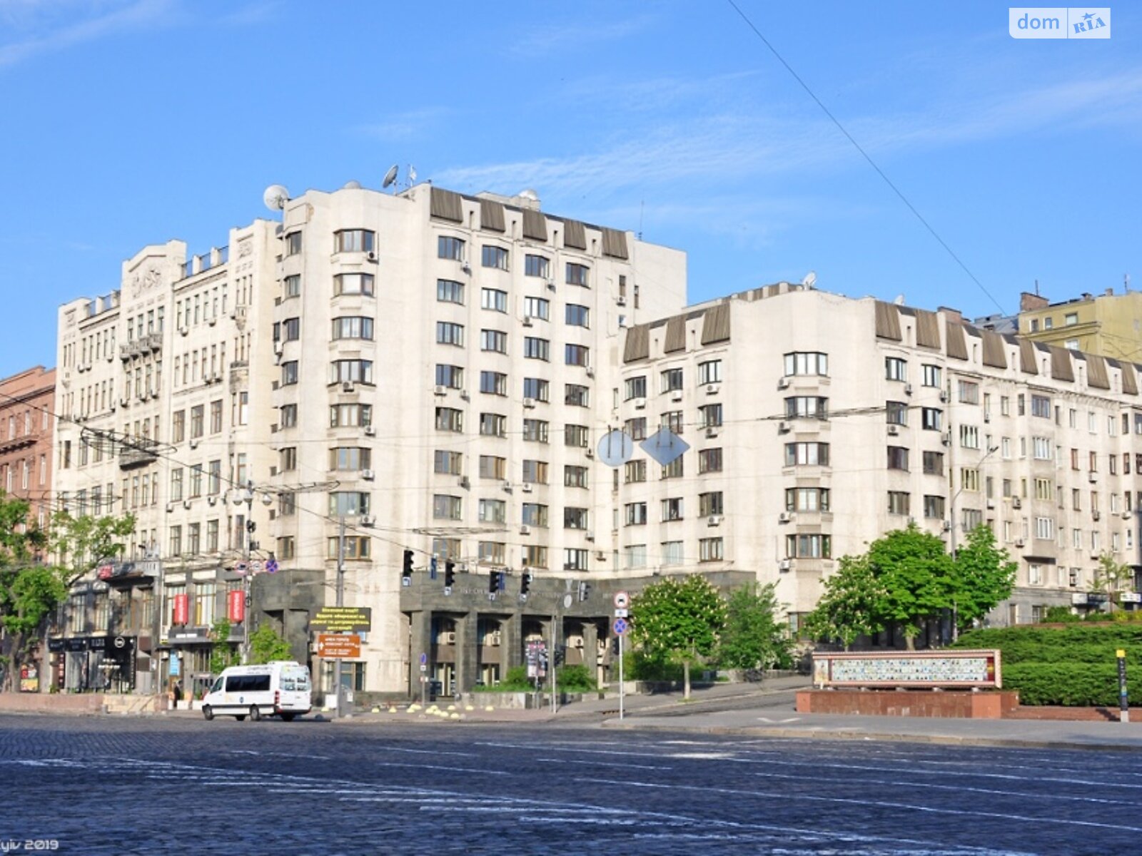 Продаж чотирикімнатної квартири в Києві, на вул. Хрещатик 4, район Липки фото 1