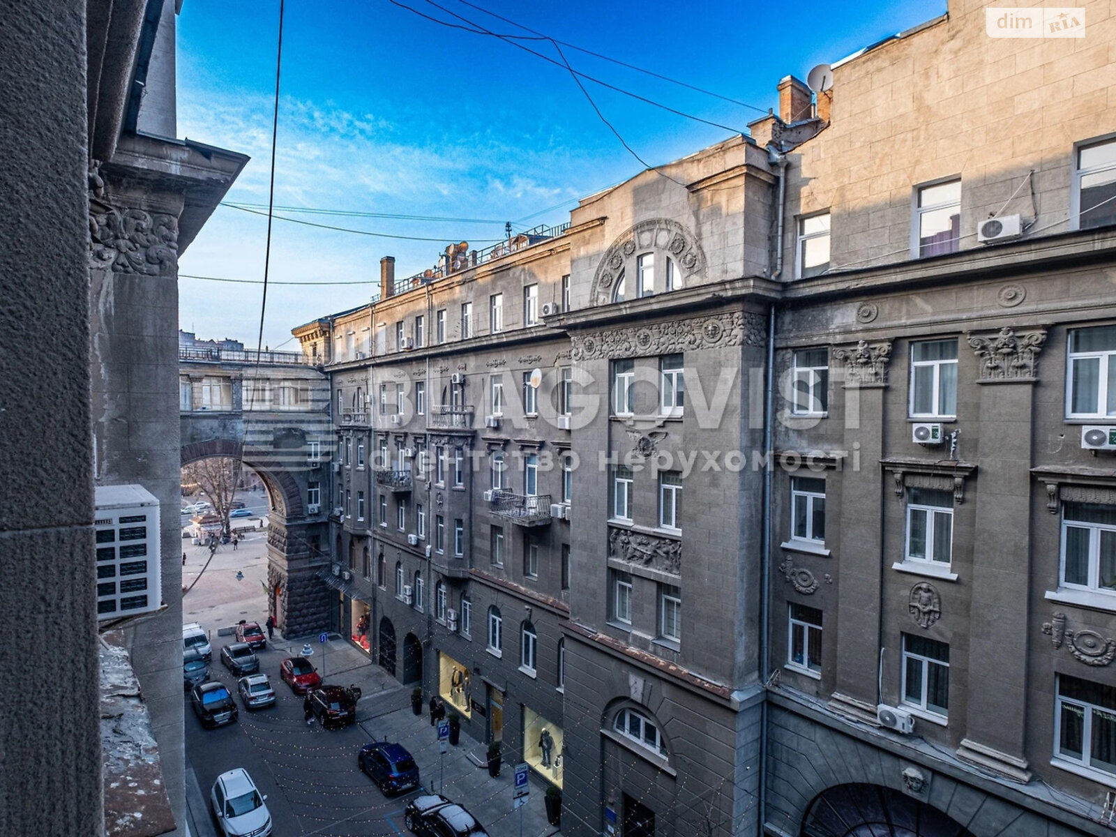 Продаж двокімнатної квартири в Києві, на вул. Хрещатик 15, район Липки фото 1 Продаж двокімнатної квартири в Києві, на вул. Хрещатик 15, район Липки фото 1