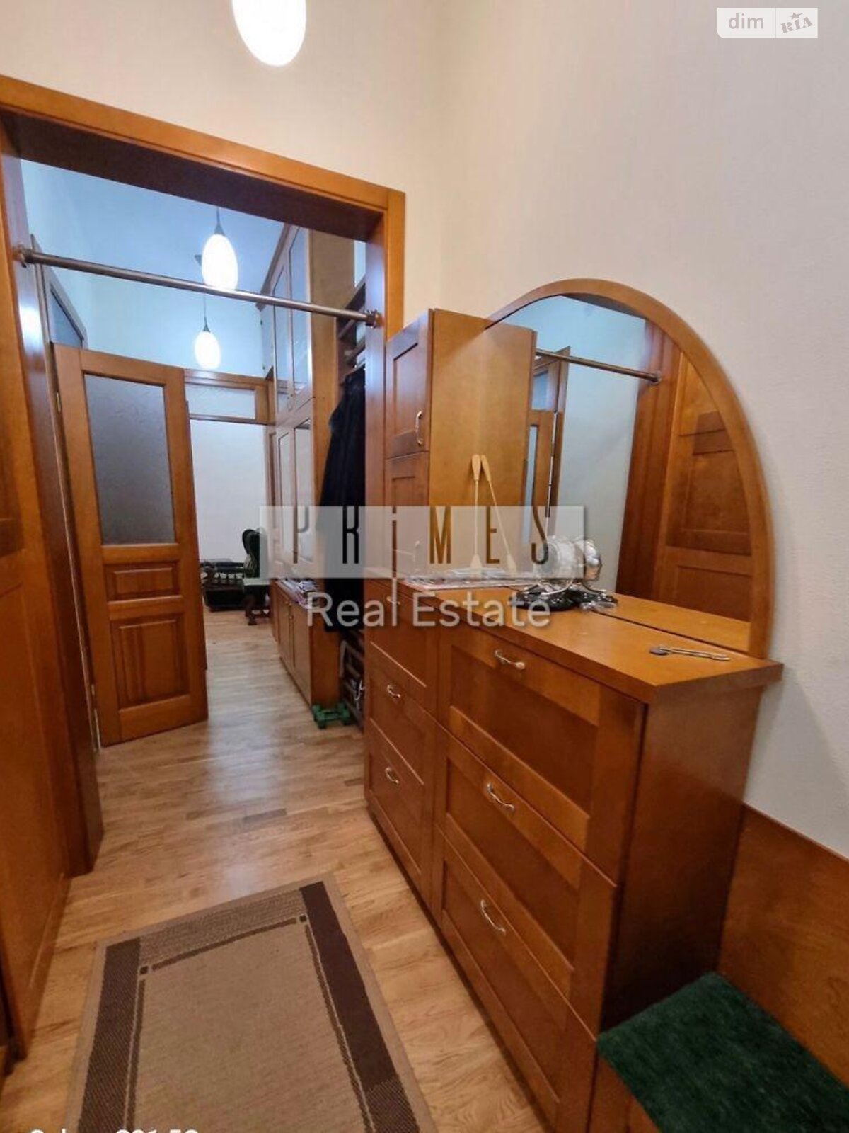 Продаж двокімнатної квартири в Києві, на вул. Хрещатик 15, район Липки фото 1 Продаж двокімнатної квартири в Києві, на вул. Хрещатик 15, район Липки фото 1