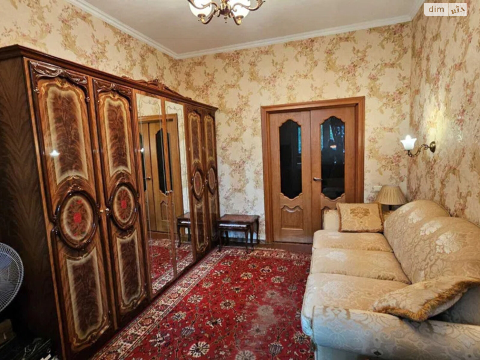 Продаж двокімнатної квартири в Києві, на вул. Хрещатик 21, район Липки фото 1 Продаж двокімнатної квартири в Києві, на вул. Хрещатик 21, район Липки фото 1