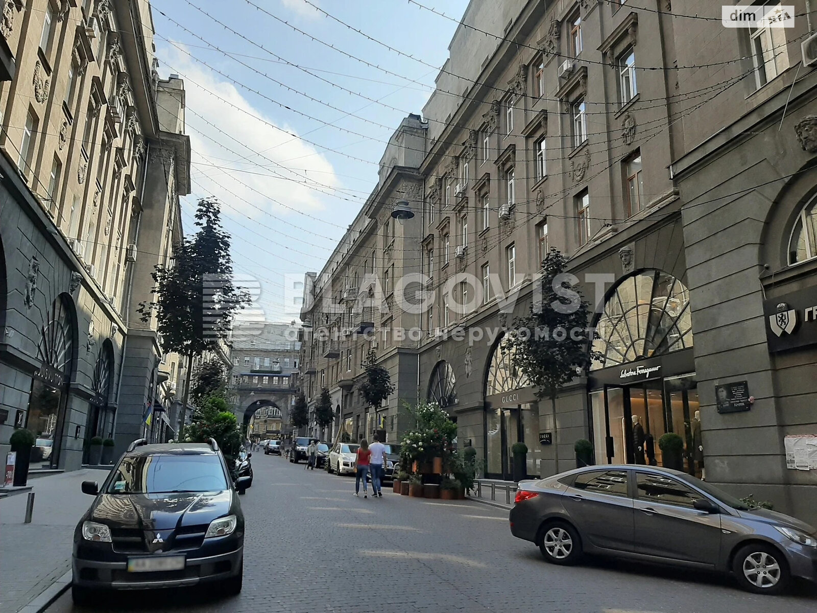 Продажа трехкомнатной квартиры в Киеве, на ул. Крещатик 15, район Липки фото 1 Продажа трехкомнатной квартиры в Киеве, на ул. Крещатик 15, район Липки фото 1