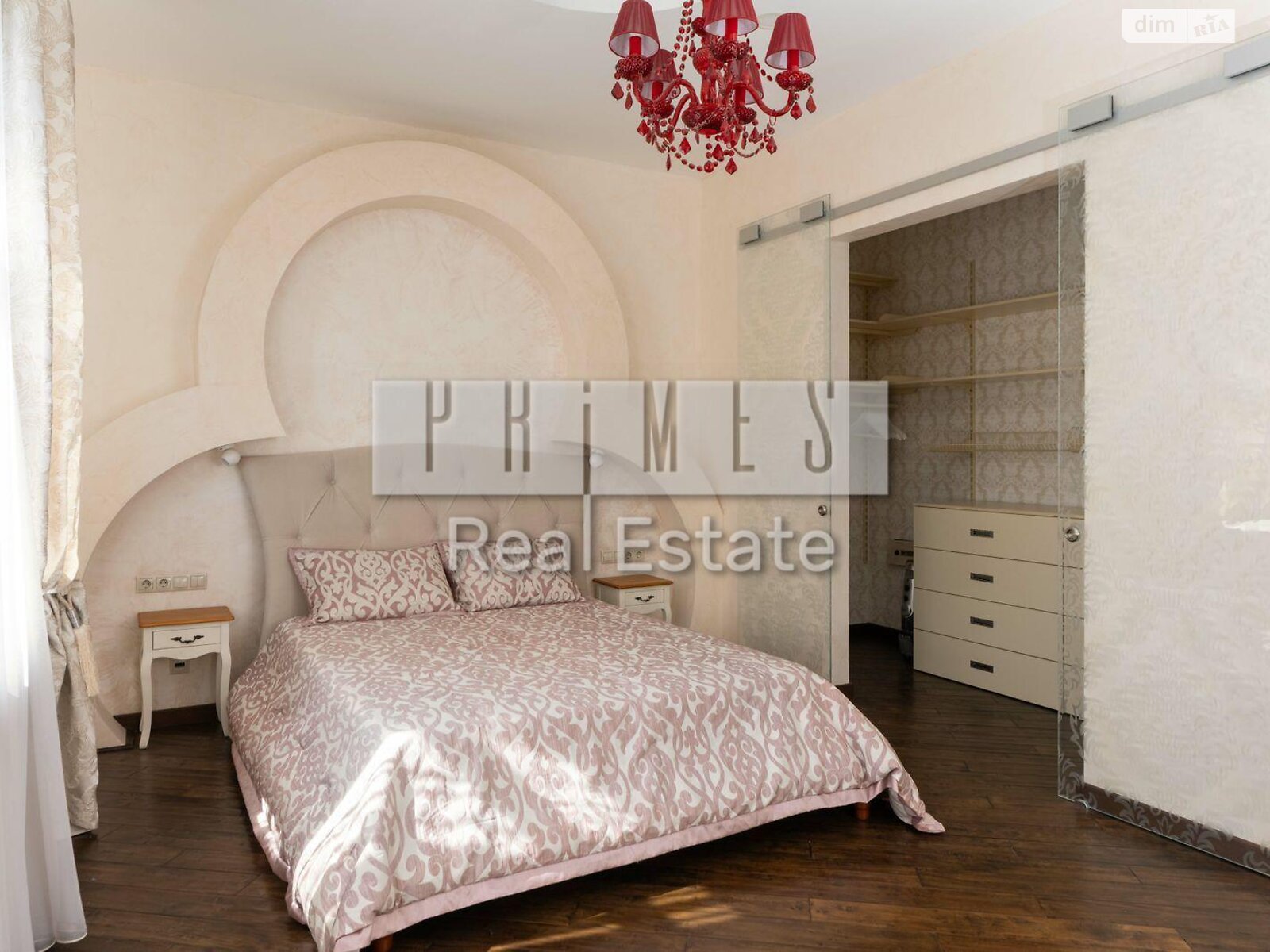 Продажа трехкомнатной квартиры в Киеве, на ул. Крещатик 21, район Липки фото 1