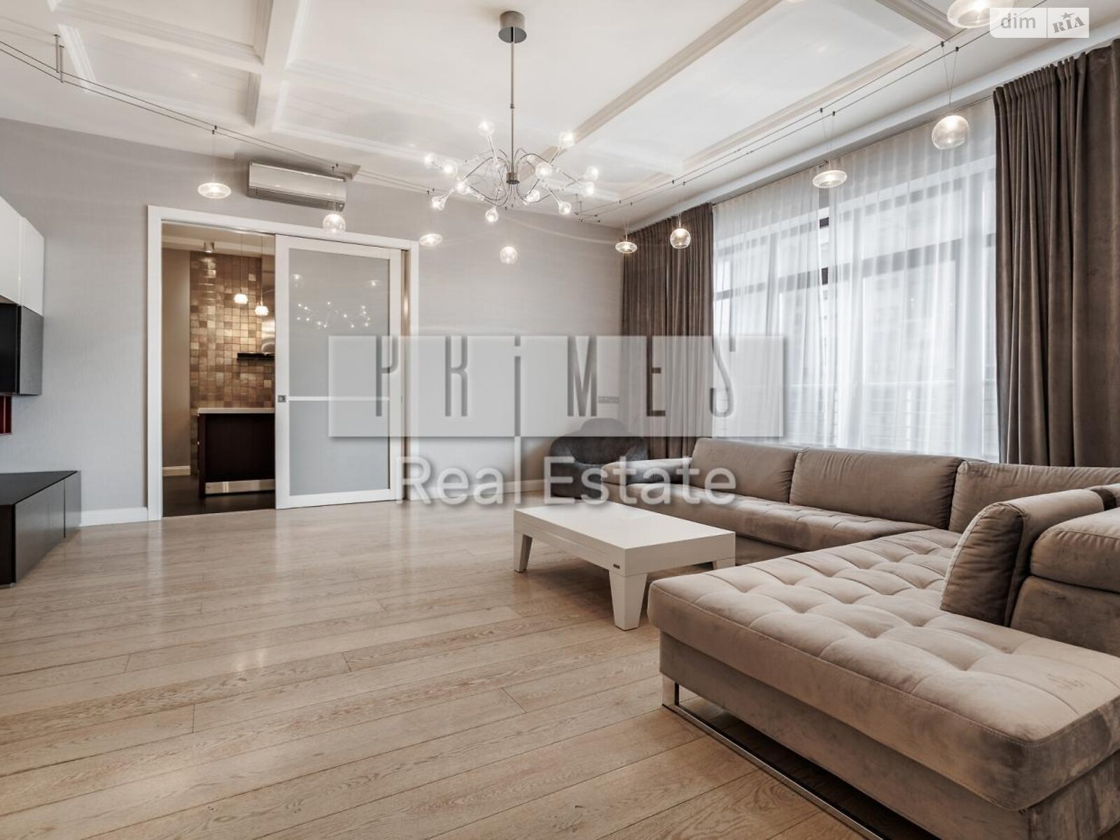 Продажа двухкомнатной квартиры в Киеве, на ул. Крещатик 27Б, район Липки фото 1