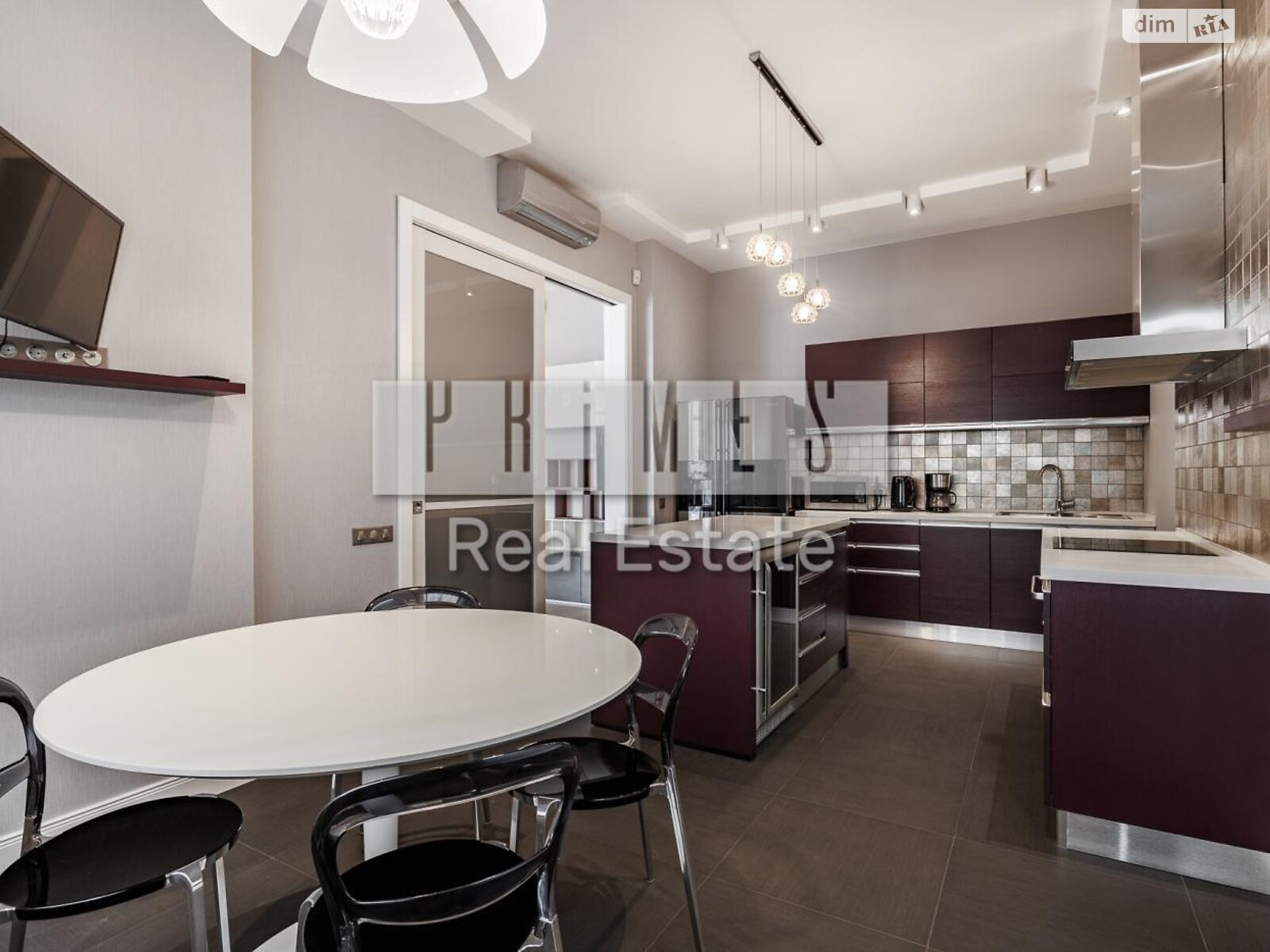 Продажа двухкомнатной квартиры в Киеве, на ул. Крещатик 27Б, район Липки фото 1