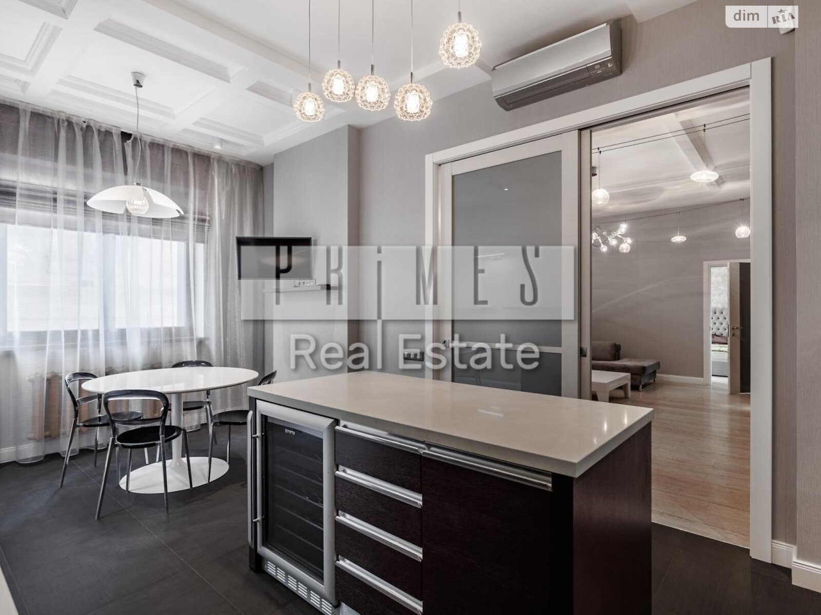 Продажа двухкомнатной квартиры в Киеве, на ул. Крещатик 27Б, район Липки фото 1